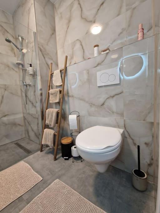 Apartman V Meste Bratislava Extérieur photo